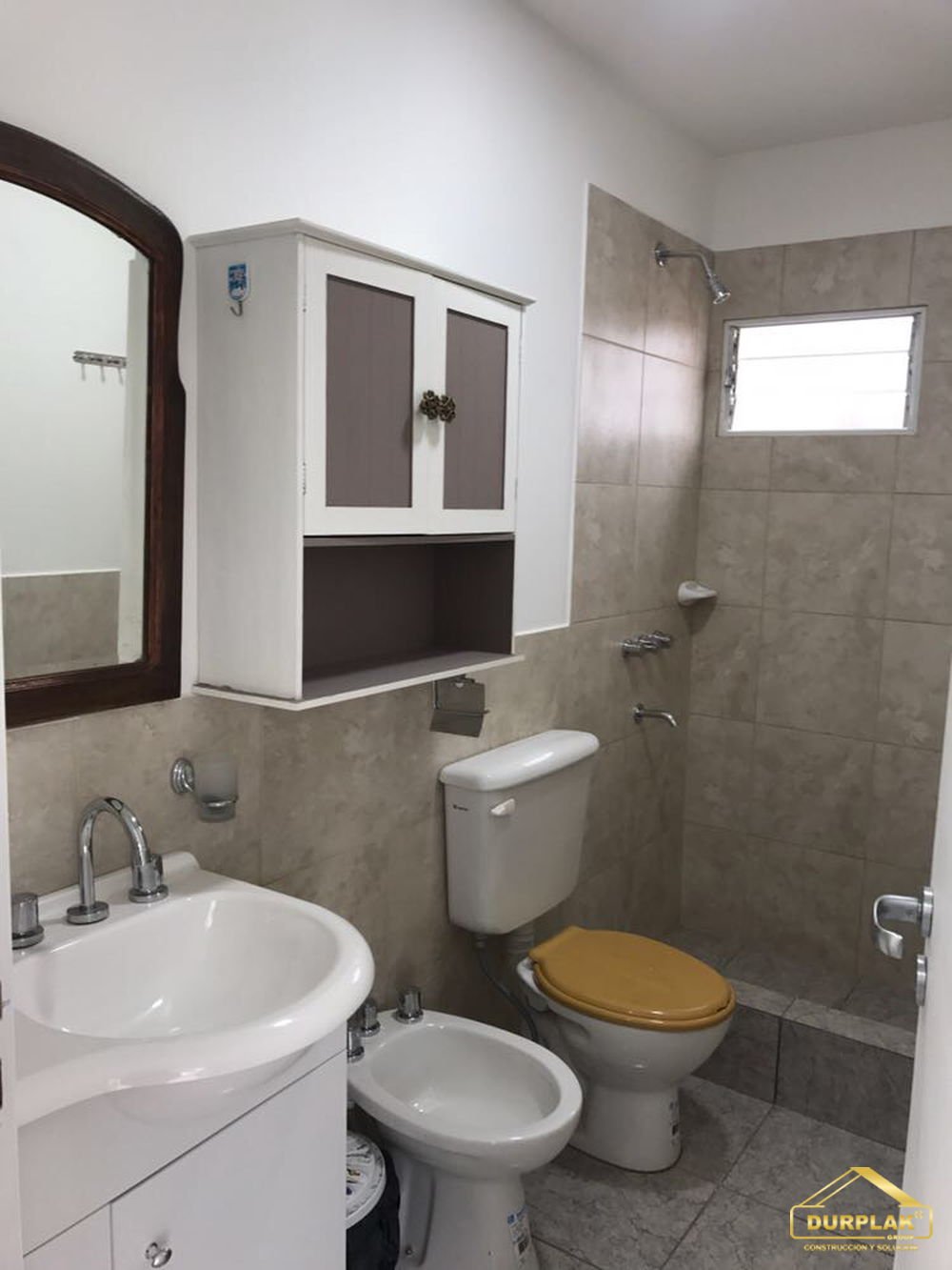 Casa Nivel 3-3