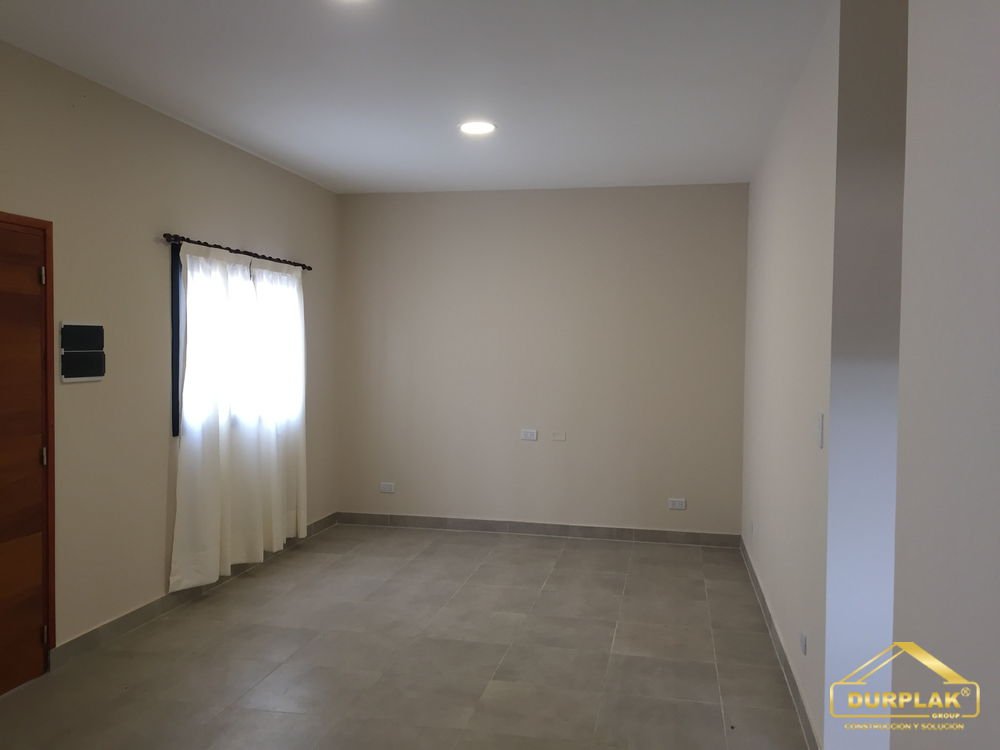 Casa Nivel 4-3
